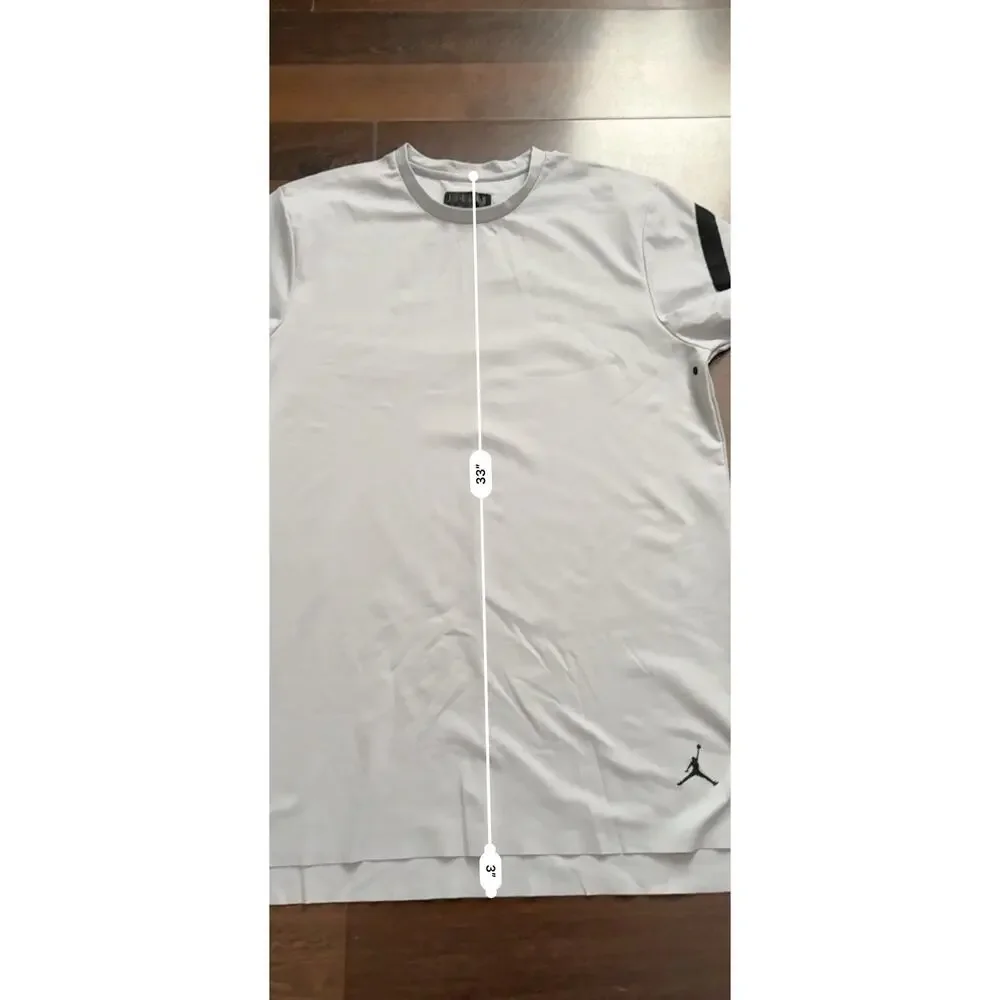 Rare Find Men’s Jordan Shirt Cool Grey Sz XL AA8724-012 Condition 10/10